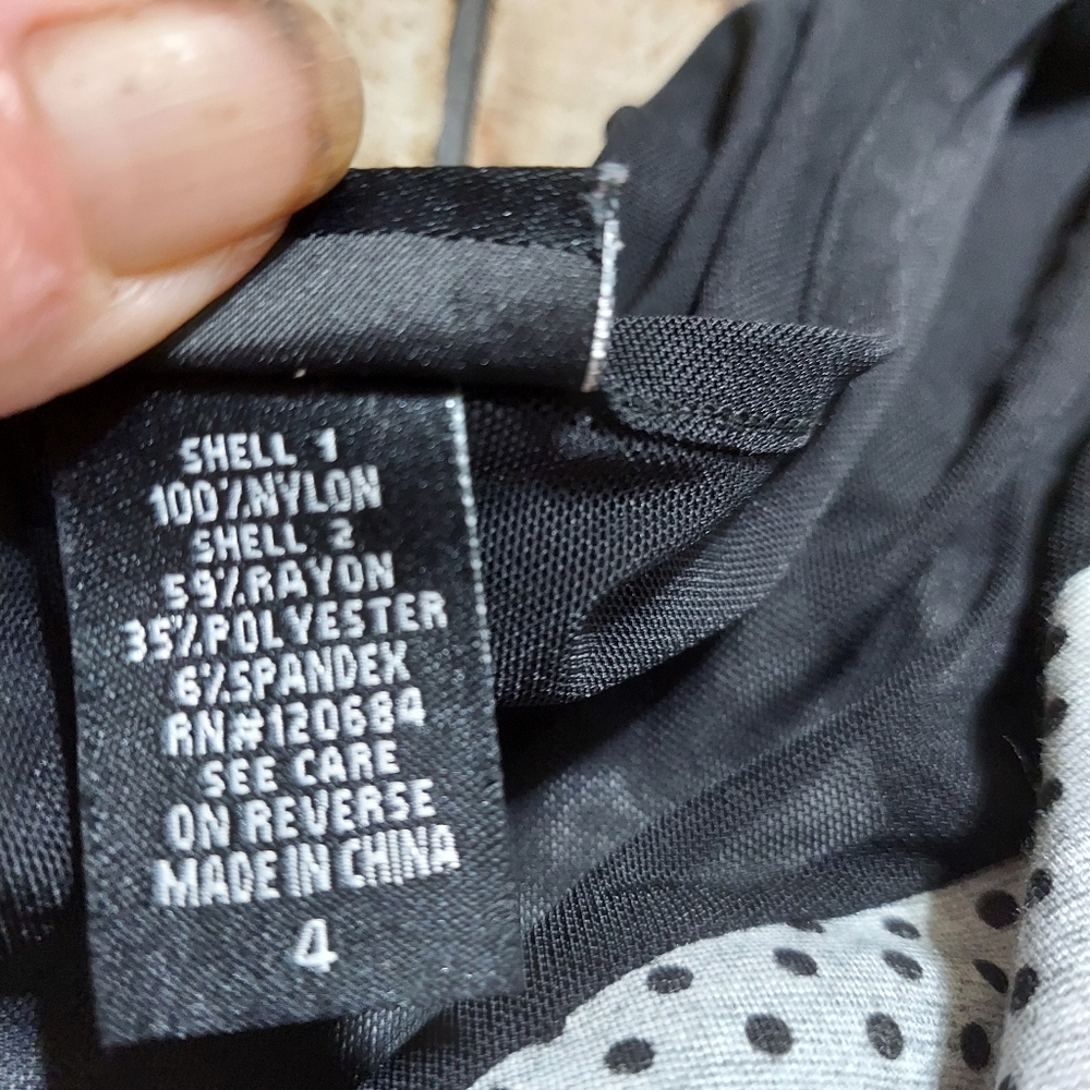 Torrid top with black mesh gray and black 4 - Picture 10 of 11